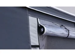 Isabella Ventura Caravanvoortent Pacific D 250 -Kampeeruitrusting 5 2 isabella ventura caravanvoortent pacific d 250 ventilatieraam isavenpacd250